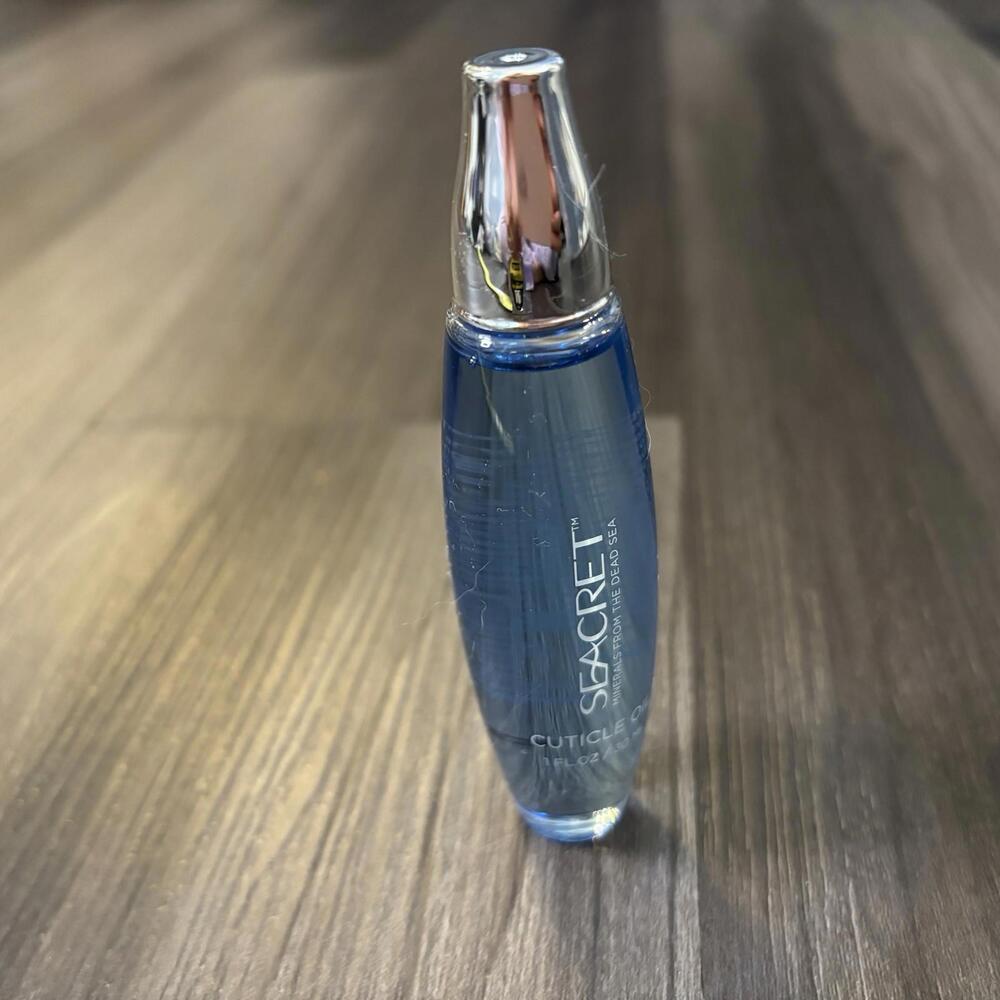 Seacret Cuticle Oil Manicure Minerals From The Dead Sea 1 fl.oz NEW